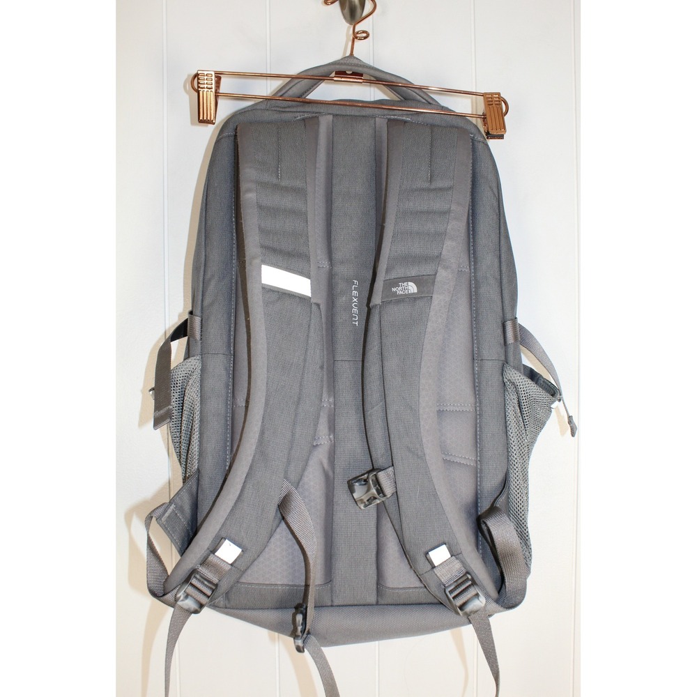 The North Face Pivoter Everyday Laptop Backpack Mid Grey Dark Heather/TNF Black - Picture 9 of 12